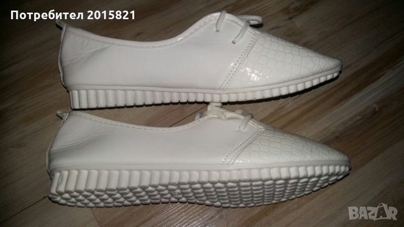 Обувки бели , снимка 1