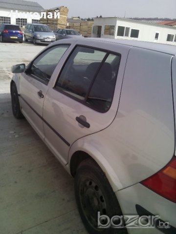 Фолксваген голф 4 1,4 и бензин 80 к.с , снимка 4 - Автомобили и джипове - 17495694