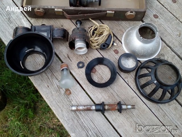 Руски Фотоувеличител УПА-3, снимка 3 - Антикварни и старинни предмети - 18706353