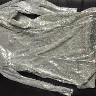 Пайетена рокля с гол гръб, снимка 1 - Рокли - 15282402