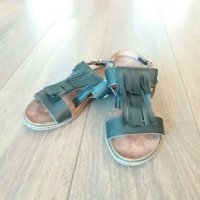 Дамски сандали с ресни, снимка 3 - Сандали - 19848186
