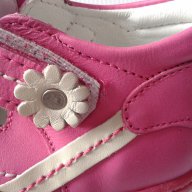 Детски обувки за момиче от естествена кожа с лепенка, ортопедични в розово, снимка 5 - Детски маратонки - 10109172