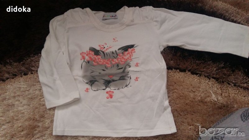 Бяла блузка, снимка 1