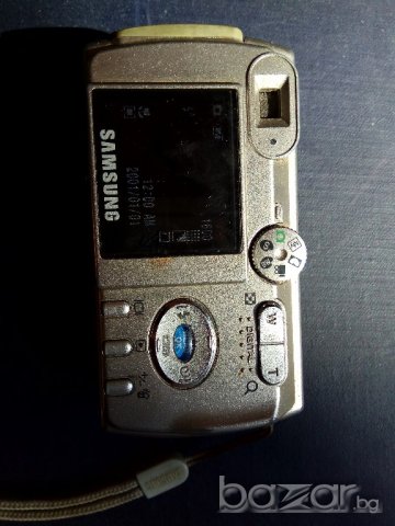 Продавам стар фотоапарат Самсунг, снимка 2 - Фотоапарати - 18855116