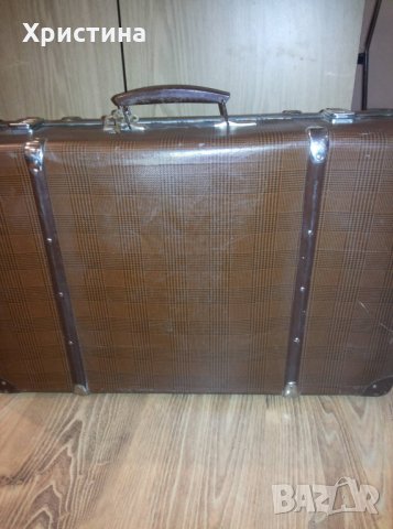 Старинен куфар