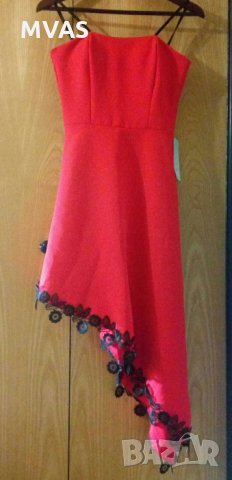 Чисто нова официална червена рокля с етикет S