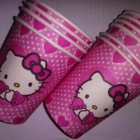 hello kitty Коте Кити 10 бр картонени чаши парти рожден ден, снимка 1 - Чаши - 18630978