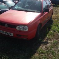 VW Golf 1.8 на части, снимка 1 - Автомобили и джипове - 15631191