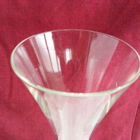 висока нежна кристална ваза, снимка 6 - Антикварни и старинни предмети - 20074528