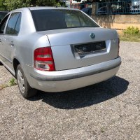 Skoda Fabia 1,4 MPI на части, снимка 4 - Автомобили и джипове - 21716887