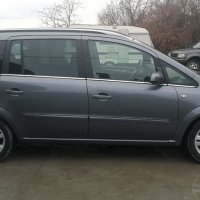 на части Opel Zafira 1.9 CDTI COSMO, снимка 4 - Автомобили и джипове - 23690158