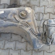 Резервоар  за Audi B4, снимка 1 - Части - 17145036
