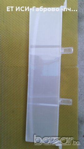 Вътрешна хранилка за пчелни кошери 1,2л-пчеларски инвентар 