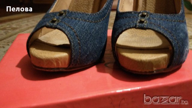 дънкови високи обувки на Мегияс, снимка 1 - Дамски обувки на ток - 12420819