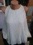 Ефектна бяла блуза фризе, снимка 1 - Блузи с дълъг ръкав и пуловери - 16426408