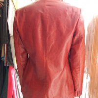 РАЗПРОДАЖБА Червено сако от естествена кожа , снимка 2 - Сака - 26136861