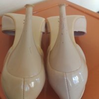 Токчета, снимка 3 - Дамски обувки на ток - 24719644
