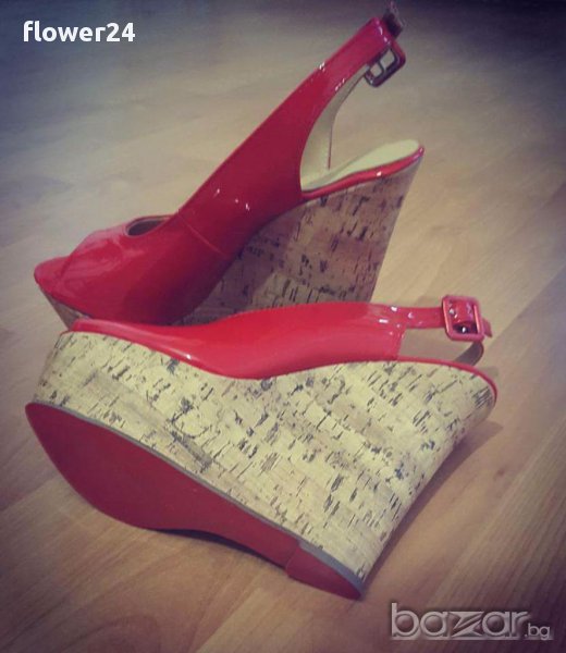 Червени сандали, Christian Louboutin, снимка 1