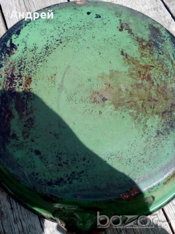 Стар емайлиран тиган, снимка 4 - Антикварни и старинни предмети - 18965430