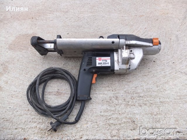 Продавам пистолет за двукомпонентно лепило
