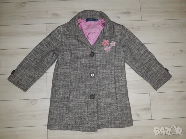 Детско палто за момиче с цветя марка ТИ, снимка 1 - Детски якета и елеци - 23704668