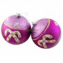 Блестящи коледни топки с цветни декорации за окачване на елха. 