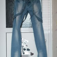 Модерни дънки с тиранти, снимка 1 - Дънки - 20659730