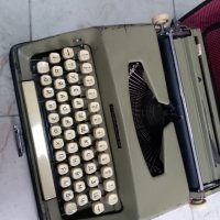 Пишеща машина Марица 12, снимка 1 - Антикварни и старинни предмети - 17295939