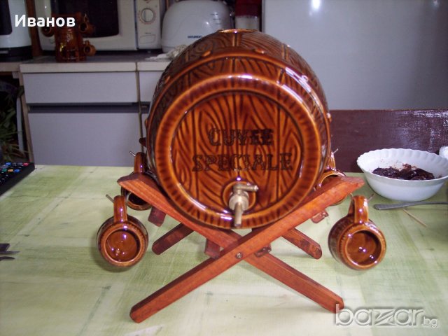 Ракиен сервиз с голямо буренце  продавам, снимка 1