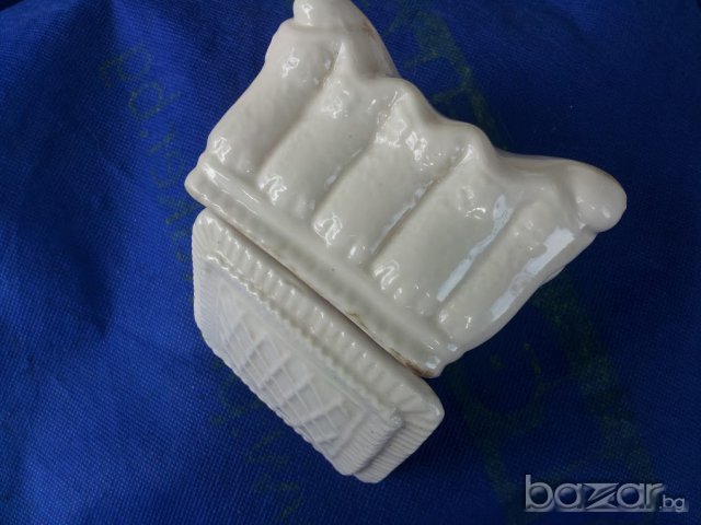 стара порцеланова кутия за бижута2, снимка 4 - Антикварни и старинни предмети - 15045210