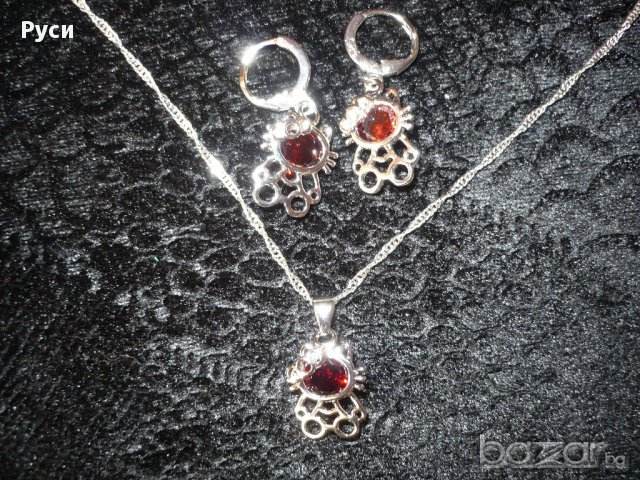 Сет - колие с висулка + обеци, снимка 2 - Бижутерийни комплекти - 17026111