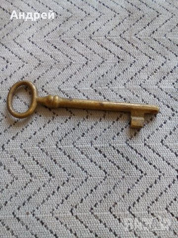 Стар метален ключ #2, снимка 1 - Антикварни и старинни предмети - 23544451