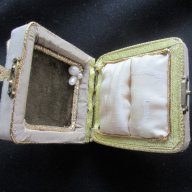 Старинна кутия  за годежен пръстен , снимка 4 - Антикварни и старинни предмети - 17569806