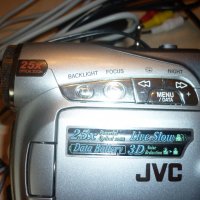 Видеокамера JVC, снимка 1 - Камери - 20896400