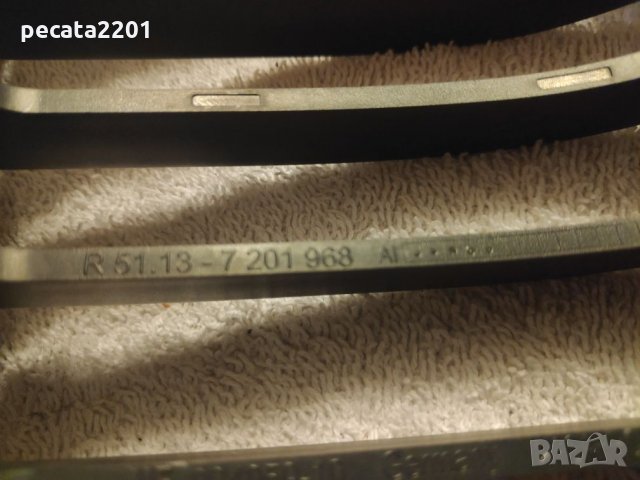 Продавам - оригинални решетки (бъбреци) за БМВ Е90, снимка 8 - Части - 25425511