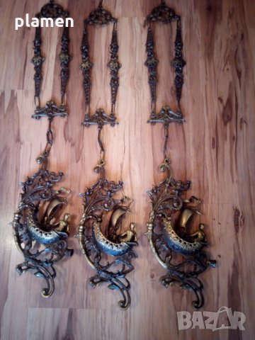 Бронзови висящи предмети 3 броя, снимка 1