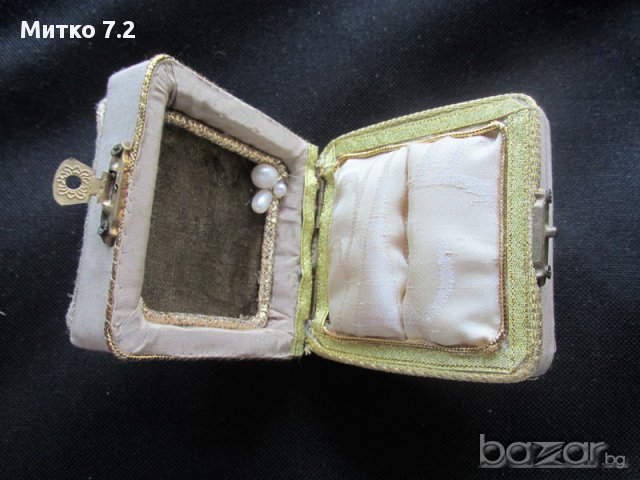 Старинна кутия  за годежен пръстен , снимка 4 - Антикварни и старинни предмети - 17569806