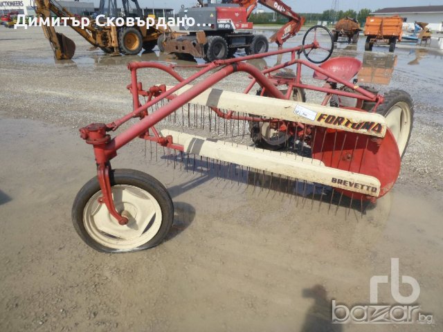 Дизелови самоходни, прикачни и за дърпане сенообръщачки BCS