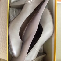 Дамски обувки р.38, снимка 1 - Дамски обувки на ток - 25421437