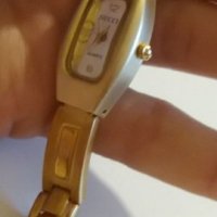 Дамски часовник-"GUCCI"-кварц-оригинал. Закупен от Германия., снимка 7 - Дамски - 21368490
