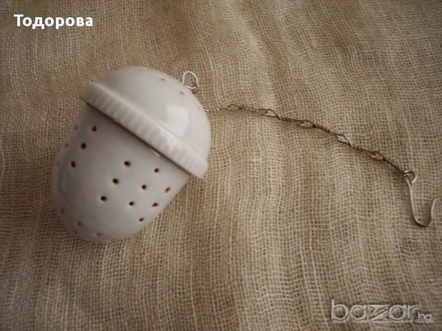 Порцеланово контейнерче за запарка на чай