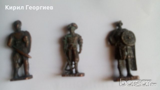 КИНДЕР ВОИНИЦИ,МЕТАЛ., снимка 1