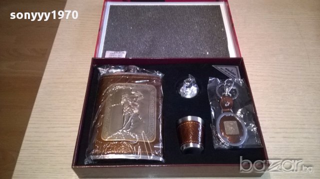 Нов луксозен подаръчен комплект с кон-24/18/4см-внос швеицария, снимка 6 - Антикварни и старинни предмети - 16438618