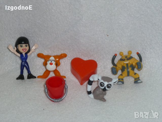 Лот 6 малки фигурки, снимка 1