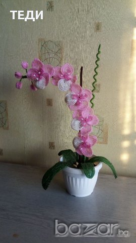 Орхидея от мъниста, снимка 1 - Декорация за дома - 16986339