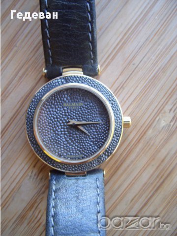 PIERRE BALMAIN с рядък дизайн