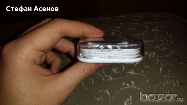 Оригилни слушалки с хендсфри за Айфон (Iphone earpods), снимка 2 - Apple iPhone - 19062917