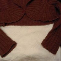 Къса жилетка ,,ZARA,,, снимка 1 - Детски пуловери и жилетки - 23680032