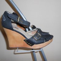Оригинални черни кожени сандали на платформа Replay, снимка 1 - Сандали - 21214751