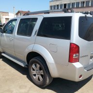 Nissan Pathfinder, снимка 13 - Автомобили и джипове - 11685317